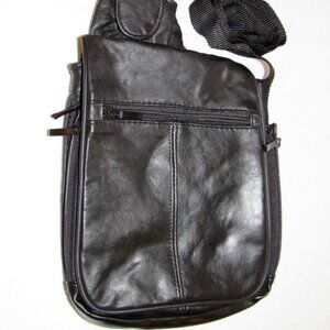 BB Design Black Leather Cross Body Expandable Travel Bag
